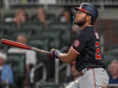 O primeiro arremesso de Braves JR Richie na MLB foi provavelmente o pior possível