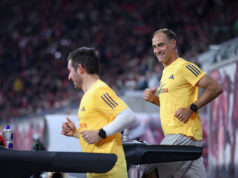 📸 Mintzlaf acumula milhas! Por que RB Boss corre pela linha lateral