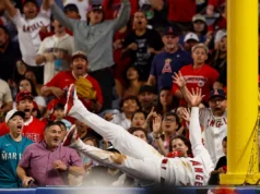 Joe Adel rouba 3 homers no que Torii Hunter chama de “o melhor jogo defensivo que já vi”