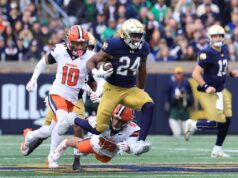 Sem comércio. Principais necessidades atendidas: Seahawks escolhem o running back Jaradian Price de Notre Dame na primeira rodada