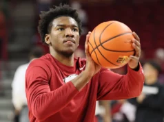 Basquete UNC escolhe rival do ACC no portal de transferências