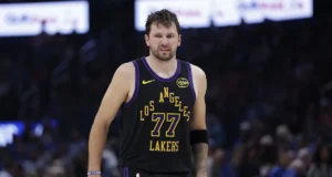 Luka Doncic e JJ Redick sobre lesão de Austin Reaves: ‘Sem atualização’