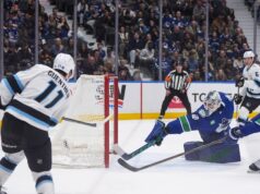 Dylan Guenther, do Mammoth, lamenta ter comprado sua escolha de draft para Canucks