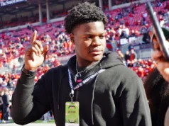 4 estrelas do futebol americano do estado de Michigan se comprometem com Chicago DL