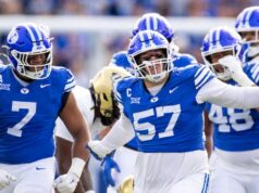 Keanu Tanuvasa está determinado a tornar seu último ano de futebol universitário inesquecível