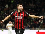 Fulkrug está voltando para o West Ham, já que o Milan não pagará a taxa de € 5 milhões