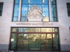 O chefe de TI fez várias tentativas de matar sua ex-esposa e família, incluindo envenenamento de seus sogros, ouviu o tribunal