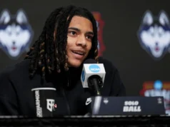 Yaxel Lendeborg de Michigan e Solo Ball de UConn estão prontos para começar o jogo do título nacional