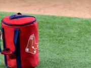 O principal candidato do Red Sox sai após susto repentino no cotovelo