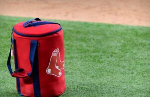 O principal candidato do Red Sox sai após susto repentino no cotovelo