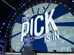 O GM e os olheiros dos Colts estão se preparando para seus empregos.