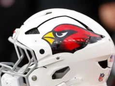 Os Cardinals concordaram com os termos de sete agentes livres não contratados