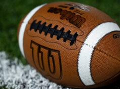 Técnico de futebol americano da escola secundária do Missouri demitido por violação de residência