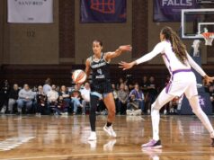 Enquanto Angel Reese retorna a Chicago com sonhos, Skye trabalha para reimaginar o futuro deles.