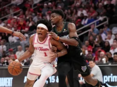 Timberwolves quebra sequência de 8 vitórias consecutivas do Rockets com vitória por 136-132