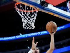 Atualização sobre lesão de Tobias Harris; Atacante sai do jogo Minnesota x Pistons