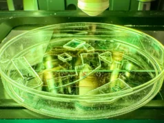 Cientistas criam plásticos que destroem vírus em contato