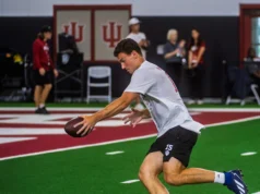 A história sugere que Fernando Mendoza é uma possibilidade remota de um bom ano de estreia