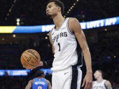 Victor Wembanyama, do Spurs, quebrou vários recordes da história da NBA ao ganhar o prêmio DPOY