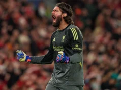 Rumores: Alisson deixará o futuro do Liverpool nas mãos do clube