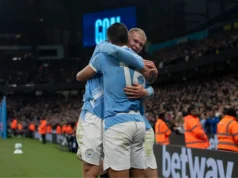 Como posso assistir City x Arsenal na TV?