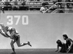 Dodgers homenageiam a dramática defesa da flâmula de Rick Monday em 1976 no 50º aniversário