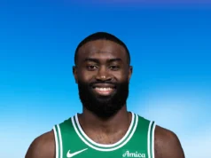 Jayston Tatum bate triplo-duplo em vitória fácil