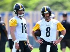 Steelers abre minicamp sem Aaron Rodgers sobre se ele assinará, decisão não esperada antes do draft da NFL