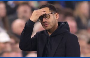 Jornalista explica a reação cruel de Liam Rosenia dos torcedores do Chelsea depois do United