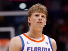 Thomas Haugh, dos Gators, pula draft da NBA e retorna para a temporada sênior