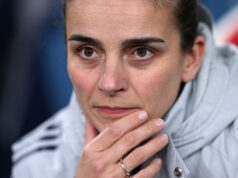 Rennie Slagers e Kim Little reagem à saída do Arsenal na FA Cup