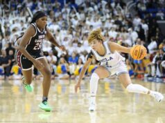 Guia de observação do campeonato nacional de basquete feminino: UCLA x Carolina do Sul no jogo do título