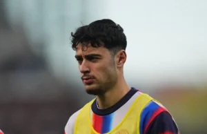 Notícias do Bayern de Munique: Manchester United, Manchester City e Chelsea visam Aleksandar Pavlovic