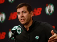 Brad Stevens, do Celtics, foi nomeado Executivo do Ano em Basquete da NBA