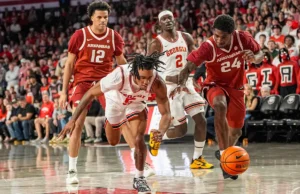 O ex-signatário da UCF retribuiu seu compromisso com o basquete da Geórgia