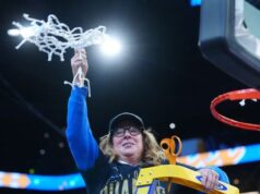 Corey Close completa sua obra-prima com o basquete feminino da UCLA ganhando o primeiro título da NCAA