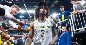 Elliot Cadeau, de Michigan, aprova antes da final quatro após visita ao hospital: ‘Eu acidentalmente comi algo a que era alérgico’