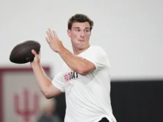 Fernando Mendoza enfrenta uma maratona de draft ao embarcar na primeira etapa da carreira na NFL