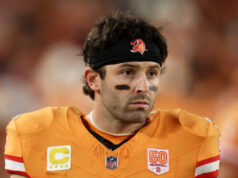 A ex-estrela da NFL defendeu Becker Mayfield durante a malfadada temporada dos Buccaneers