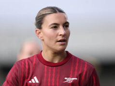 Catley assinou um novo contrato com o Arsenal