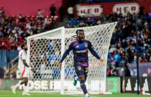 LA Galaxy batalha pelo empate em 2-2 com Dallas