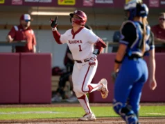 O Oklahoma Sooners venceu o Kentucky por 10-2