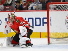 Louis Cravier marcou duas vezes para os Blackhawks e terminou a temporada com uma vitória por 5-2 sobre os Sharks.