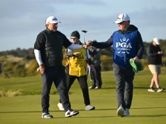 Membros do Washington Golf Club viajam para ver os ingressos do PGA Championship Head Pro Punch