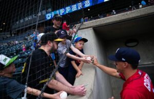 Prospecto nº 1 da MLB ‘profundo’ em negociações de extensão, pode chegar a US$ 111 milhões: relatório