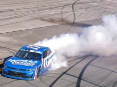 Corey Day vence a corrida NASCAR O’Reilly Series em Talladega em abril de 2026