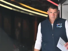 Pablo Torre foca na situação Mike Vrabel-Diana Russini