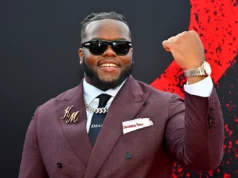 Kaiden McDonald fica emocionado depois que sua longa espera na sala verde terminou no segundo turno