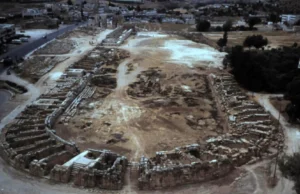 Vala comum antiga revela como uma praga destruiu uma cidade há 1.500 anos