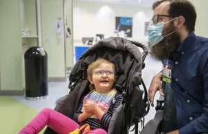 Um medicamento esquecido está a dar uma nova esperança a crianças com uma doença rara